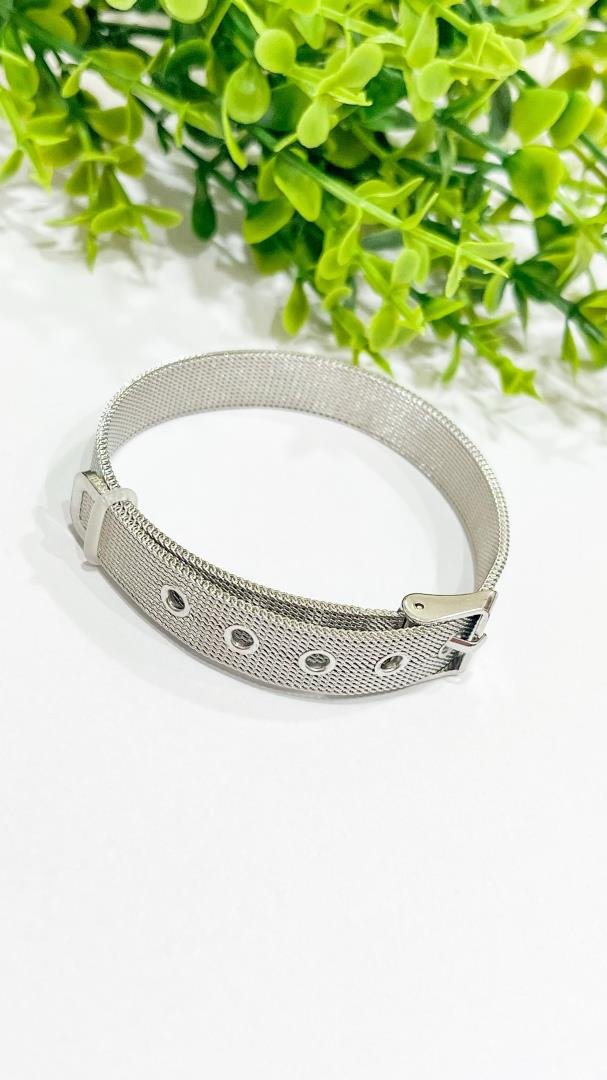 085_3675_produto PULSEIRA DE CHARMS - Imagem 1